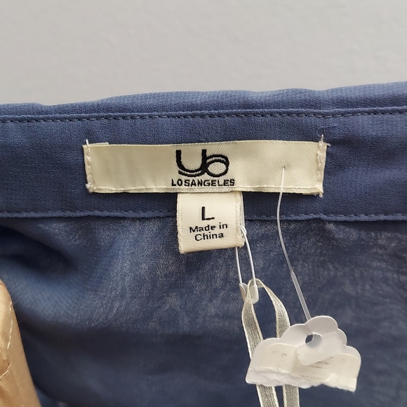 Ya Los Angeles Silk Pull-over Blouse - Picture 5 of 7